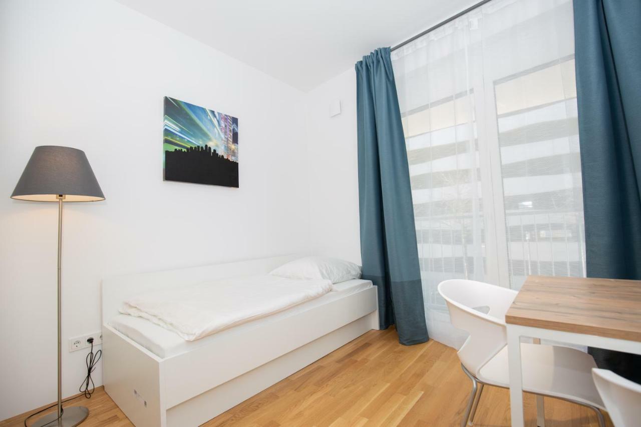 My Room Serviced Apartment-Messe Мюнхен Екстер'єр фото